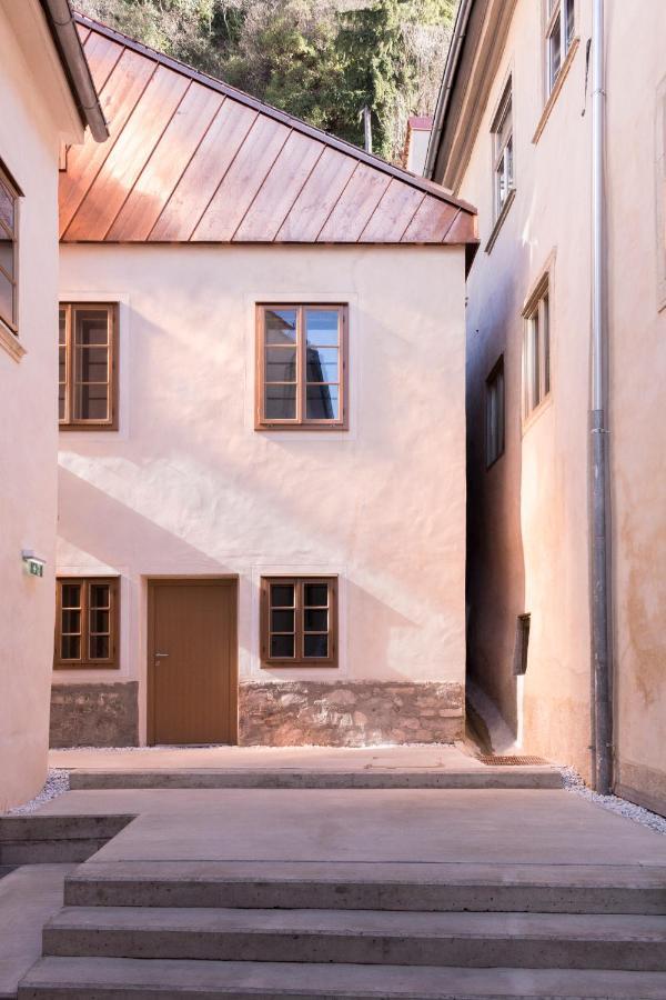 Kai 36 - Hotel Zwischen Fels Und Fluss กราซ ภายนอก รูปภาพ The house of the poet in Chania