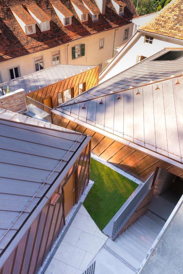 Kai 36 - Hotel Zwischen Fels Und Fluss กราซ ภายนอก รูปภาพ Copper roofing
