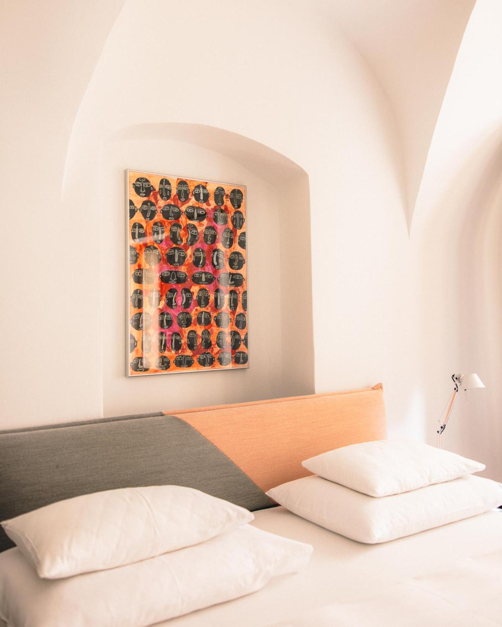 Kai 36 - Hotel Zwischen Fels Und Fluss กราซ ภายนอก รูปภาพ A painting by the artist