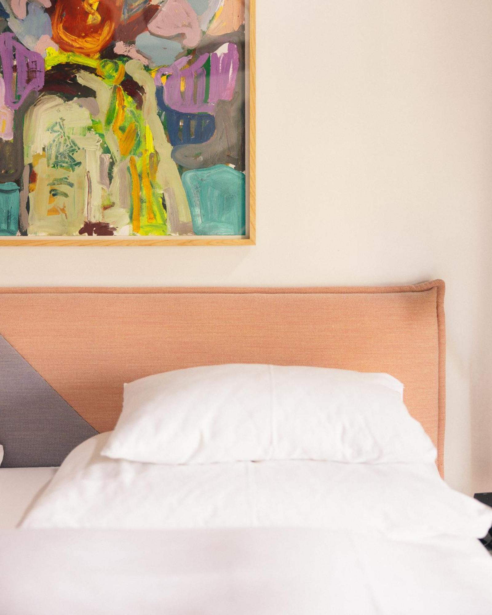 Kai 36 - Hotel Zwischen Fels Und Fluss กราซ ภายนอก รูปภาพ A body pillow
